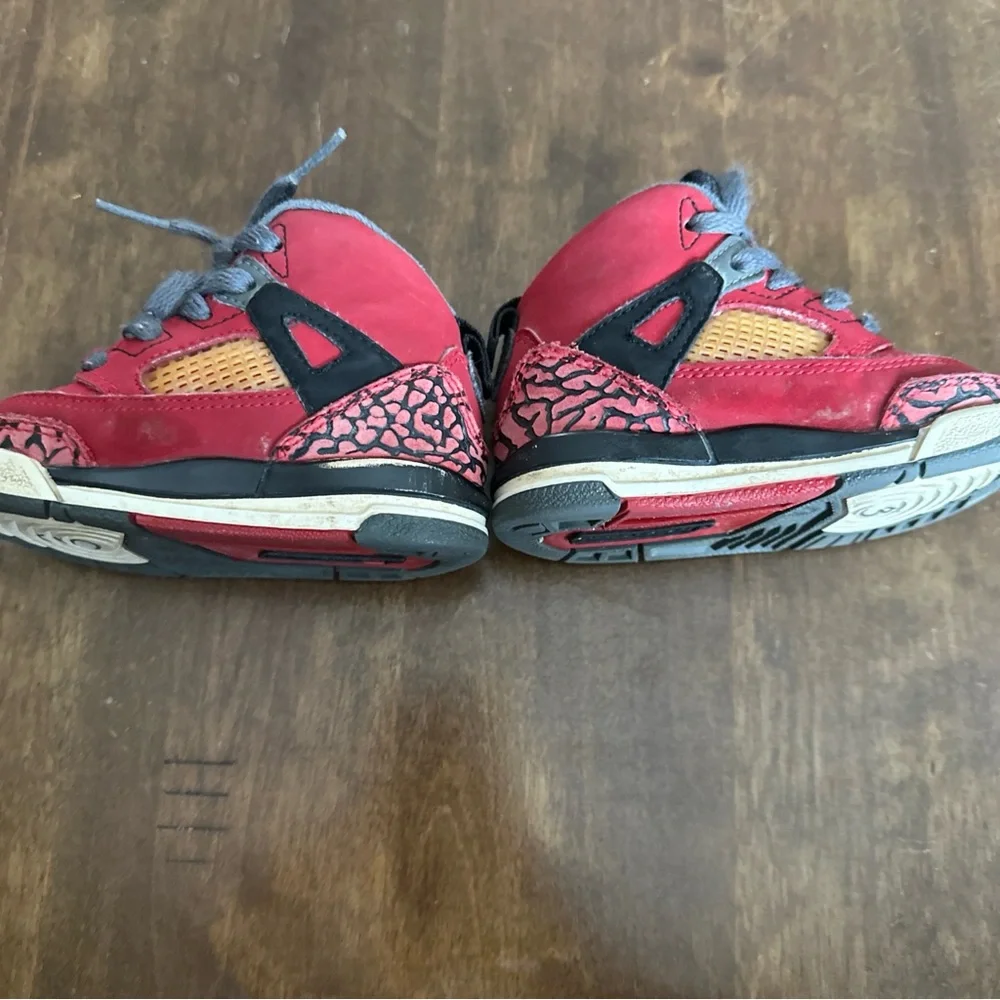 Nike Air Jordan Spizike Toddler‎ Red Black Grey 317701-601 Size 5C (Show Wear)